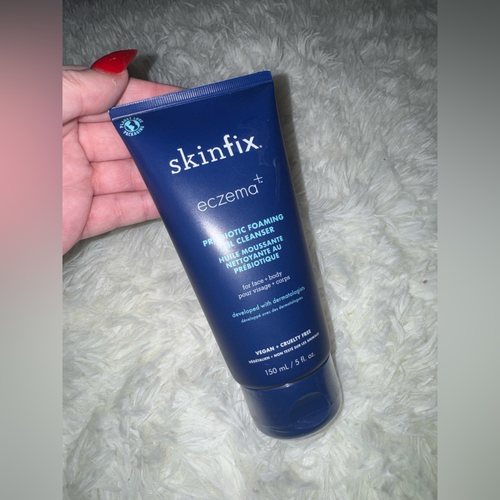 NEW Skinfix Eczema Pre-Biotic Foaming Oil Cleanser